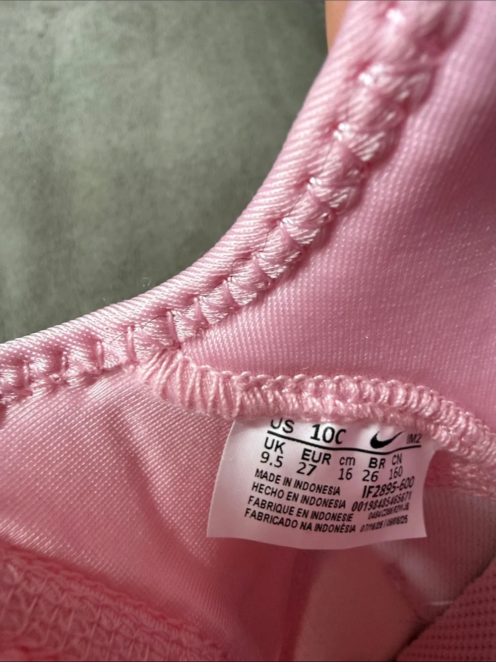 Nike girl‘s flex
